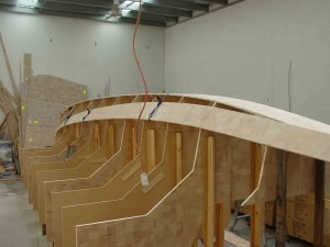 using-rachet-straps-to-lift-hull-panels